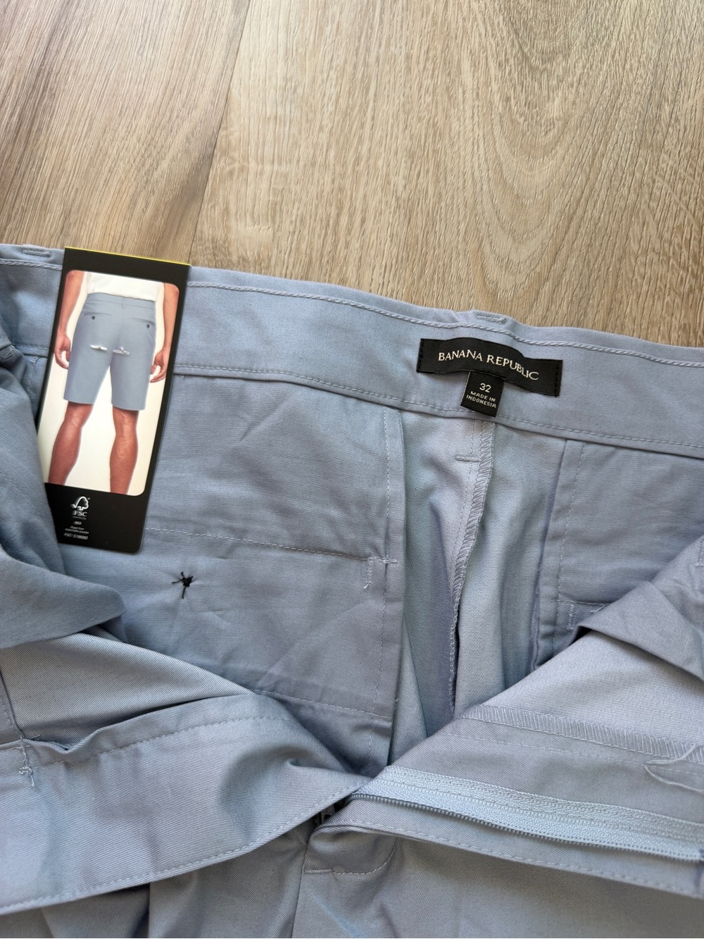 Banana Republic Men's Pale Blue Flat Front Shorts